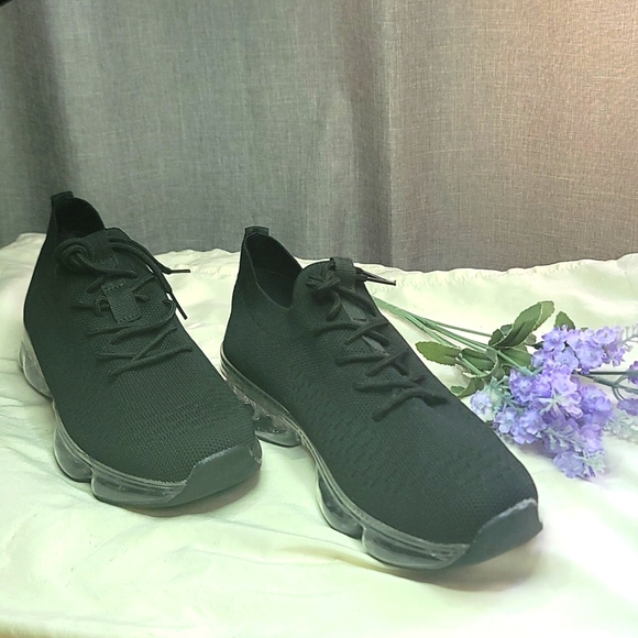BAMBOO Black Sneakers Athleisure Shoes - Picture 1 of 6